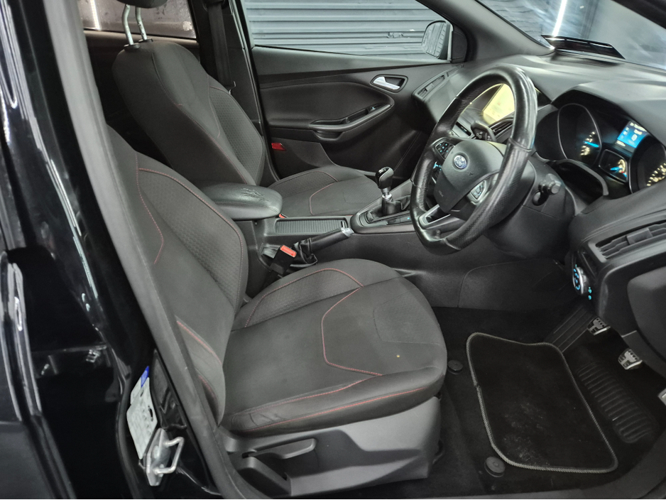 2017 Ford Focus 1.5 TDCI ST-LINE 120PS 5 5DR €12,950