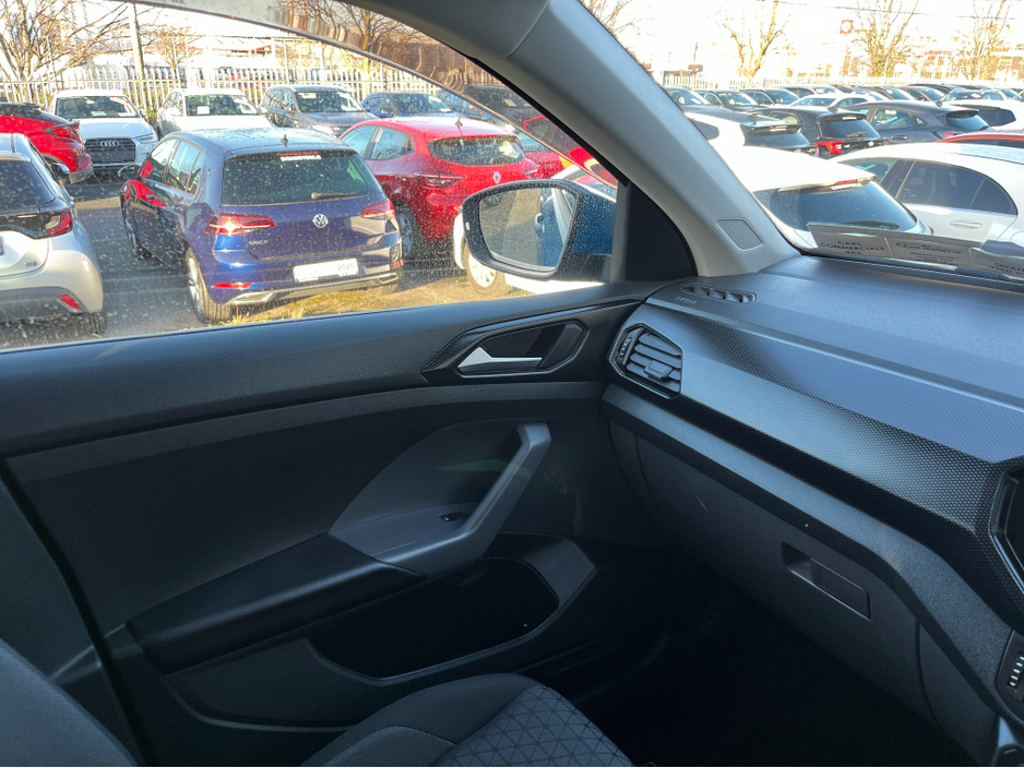 2020 Volkswagen T-Cross 1ST AUTOMATIC 1.0 PETROL //KEYLESS ENTRY//REVERSE CAMERA//BLIND SPOT WARNING// €19,950