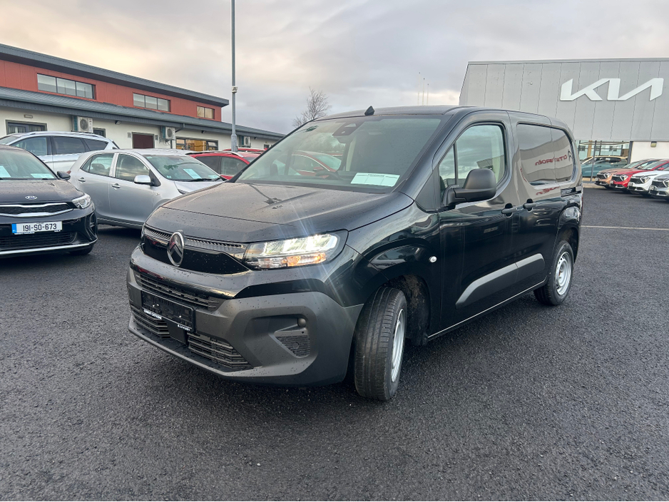 2026 Citroen Berlingo LWB 1000kg, ex vat €23,984