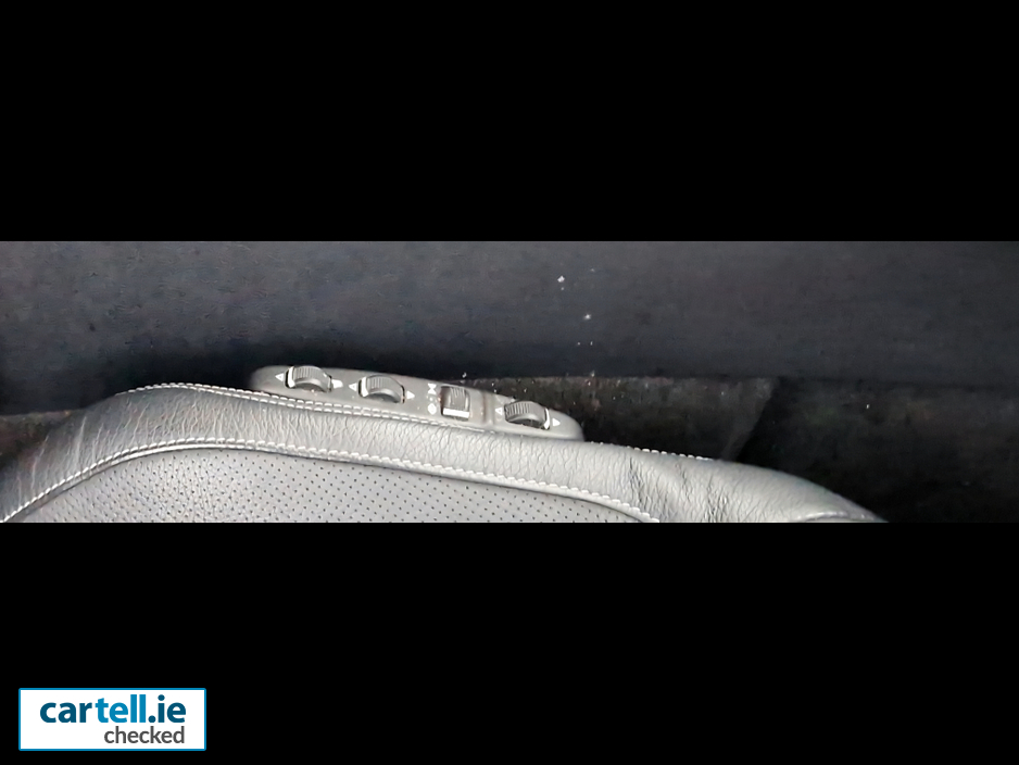 2016 Mercedes-Benz E Class E220 BLUETEC AMG LINE 2DR AUTO CDI €19,950