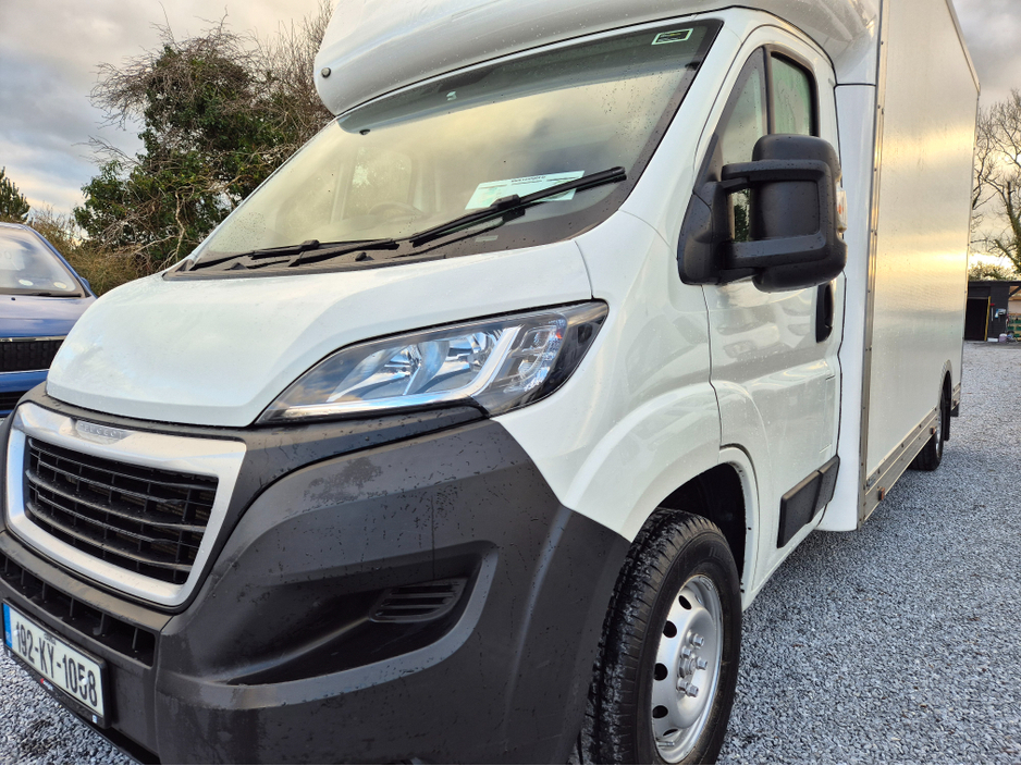2019 Peugeot Boxer BOXDODY 6 MAXI MOVER €20950 inc vat €17,032