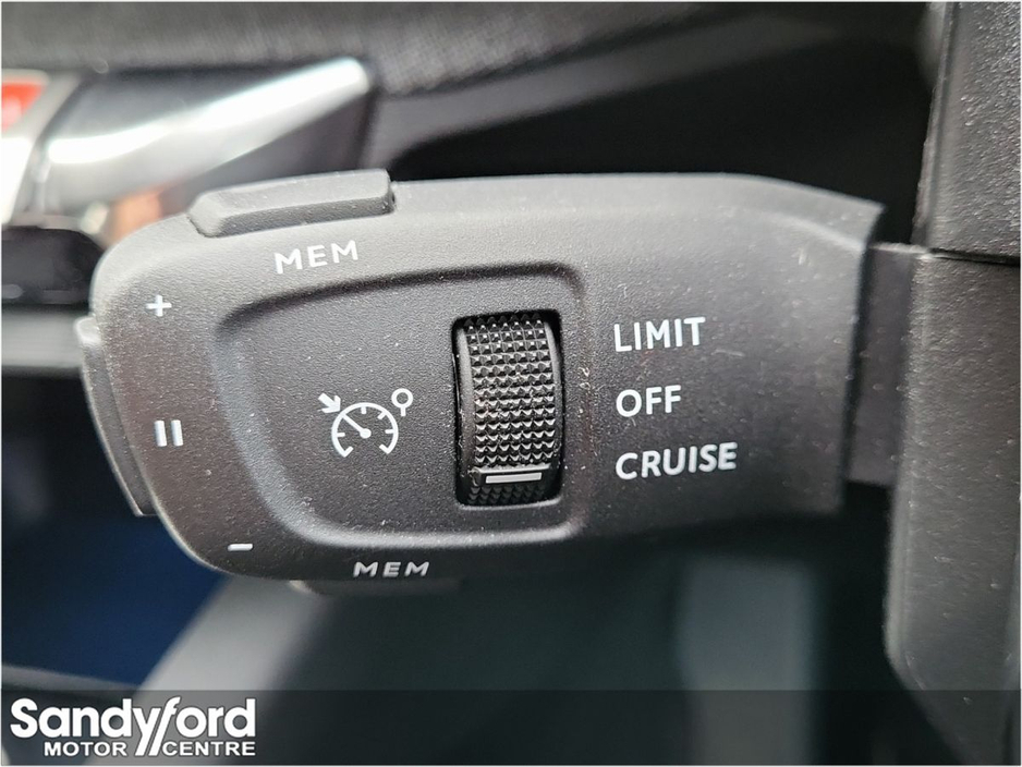 2023 Peugeot 3008 1.2 AUTOMATIC 1.2 Petrol ALLURE €31,950