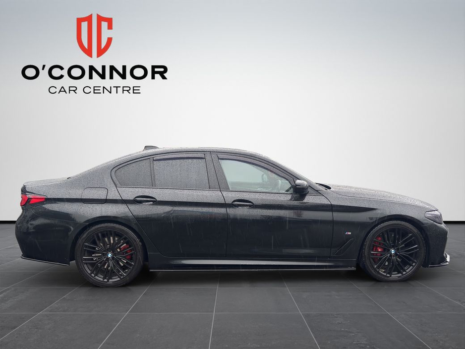 2022 BMW 5 Series 520D “Blackout spec. Big statement.”