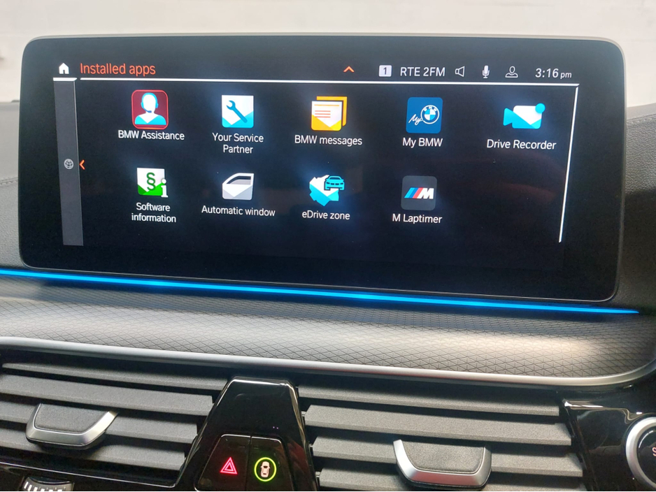 2021 BMW 5 Series 212 545 XDRIVE M SPORT PRO (MASSIVE SPEC )VISIBILITY PACKAGE WITH LASER LIGHTS  - DRIVER ASSIST PROF PACK- PARK ASSIST PROF PACK-  TECH PLUS PACKAGE - HEADS UP- HARMON KARDON - ACTIVE CRUISE CONTROL