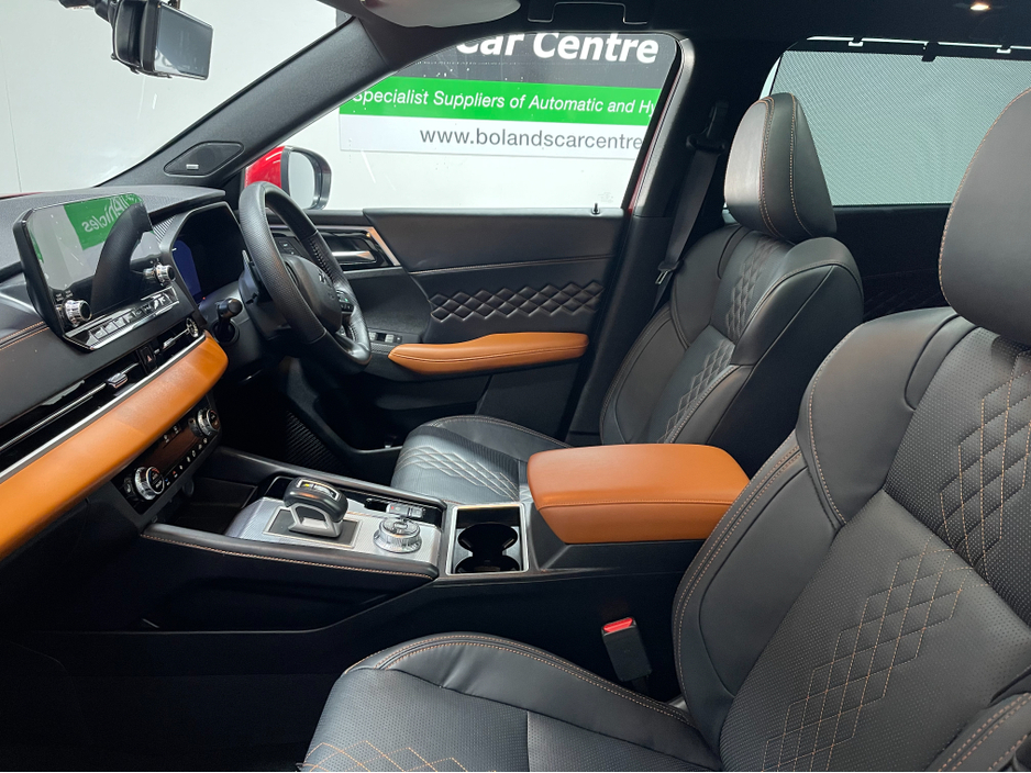 2023 Mitsubishi Outlander (New Model) HYBRID 2.4 PHEV 7 SEATER AUTOMATIC TOP SPEC MODEL www.bolandscarcentre.ie €39,900