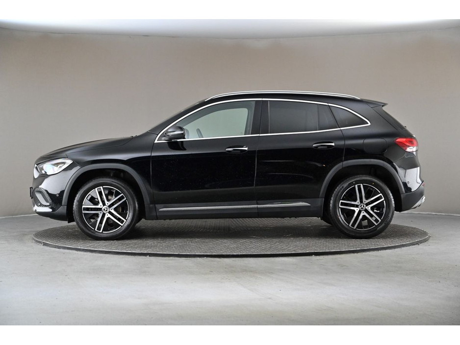 2023 Mercedes-Benz GLA Class 180D *BEIGE LEATHER* €41,890