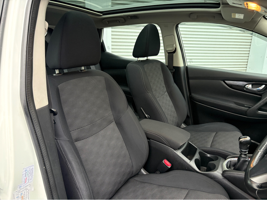 2017 Nissan Qashqai 1.5 Diesel SV €12,895