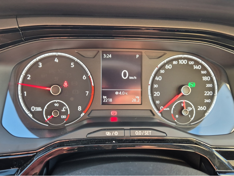 2020 Volkswagen Polo 1.0 AUTOMATIC *** ONLY 1,600 MILES FROM NEW **** CRUISE CONTROL ****  202 REG *** €19,950