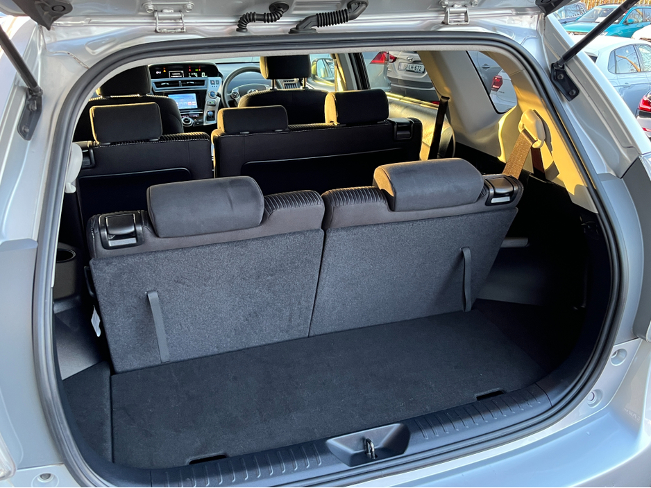 2019 Toyota Prius Alpha 7 SEATER AUTOMATIC HYBRID 1.8 PETROL //LOW MILES//ADAPTIVE CRUISE CONTROL//KEYLESS ENTRY//REVERSE CAMERA// €23,950