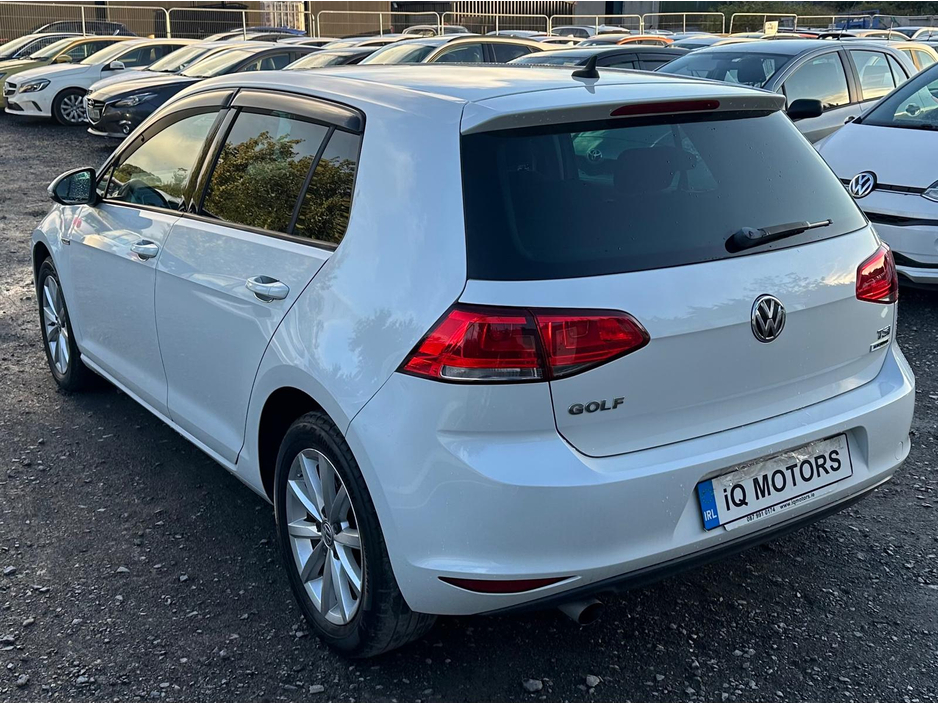 2015 Volkswagen Golf Lounge  Automatic 1.2 petrol Low Mileage  (8089) €13,595