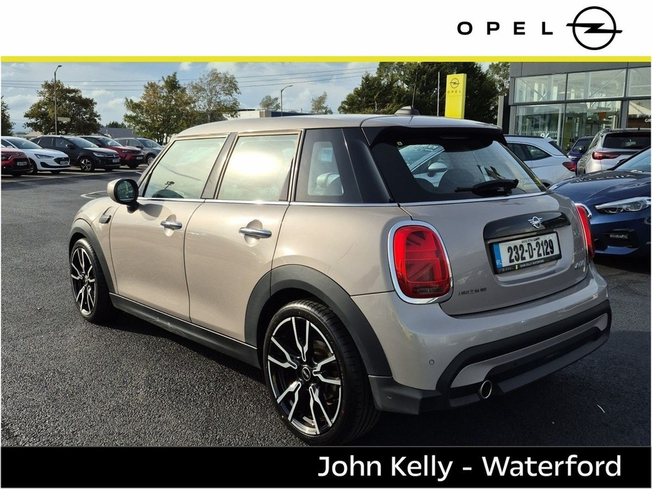 2023 MINI Hatch Cooper Classic Auto €26,995