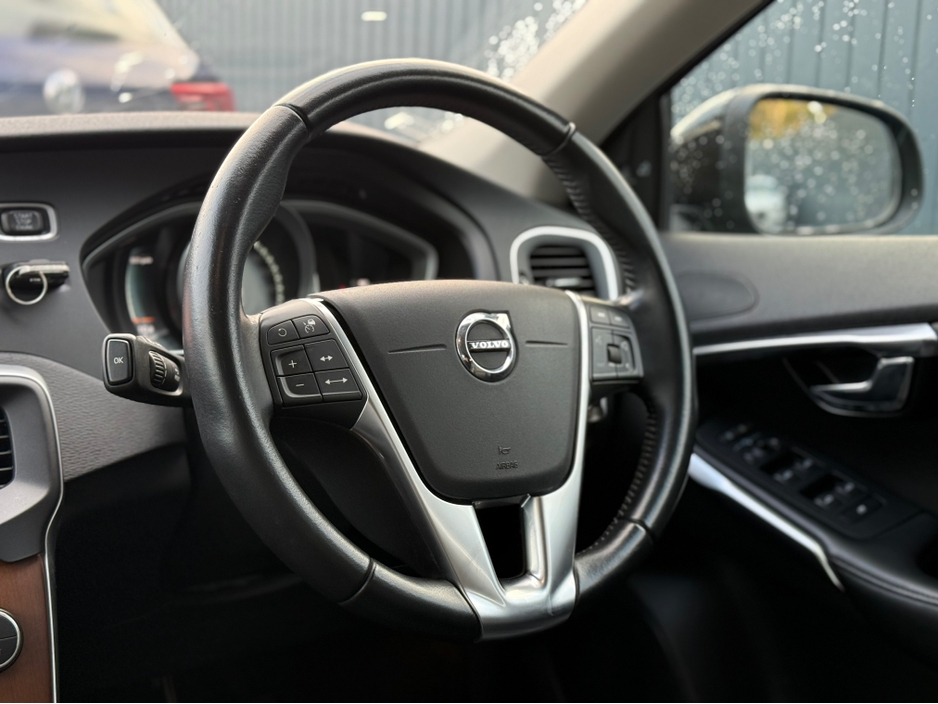 2018 Volvo V40 D4 INSCRIPTION - 2.0L DIESEL - AUTO - 12M WARRANTY - CAR: 1615 €14,950