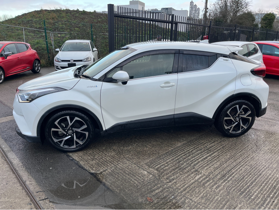 2018 Toyota C-HR 1.8 HYBRID AUTO LOW KM HIGH SPEC €19,450
