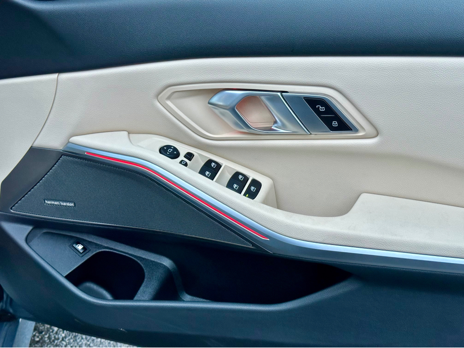 2024 BMW 3 Series 330e SPORT AUTO €40,950