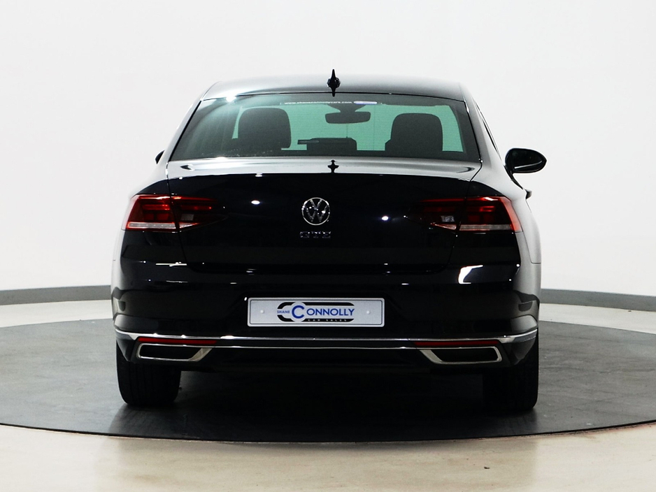 2021 Volkswagen Passat *111* GTE S-A DSG €22,900