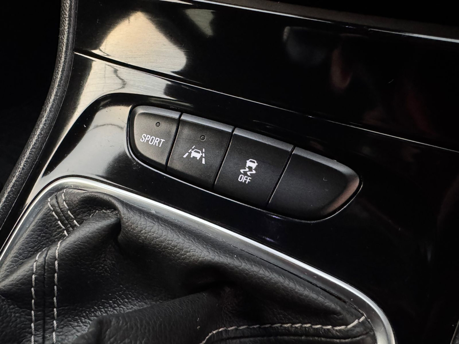 2017 Vauxhall Astra 1.4 TURBO SRI 147BHP 5DR €9,800