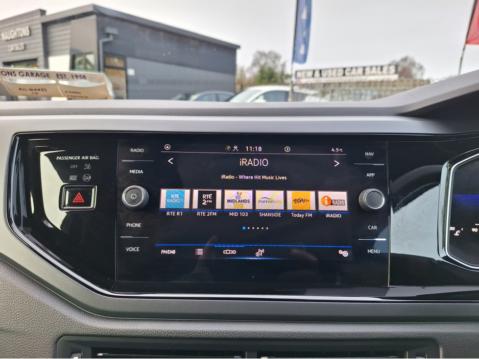 2022 Volkswagen Taigo R-LINE 1.0 TSI 110HP *Top Spec/Heated Seats/Automatic/Reverse Camera*