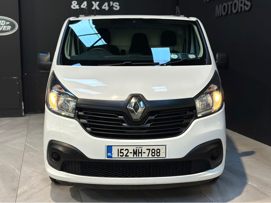 2015 Renault Trafic Passenger TRAFFIC VAN DCi €7,950