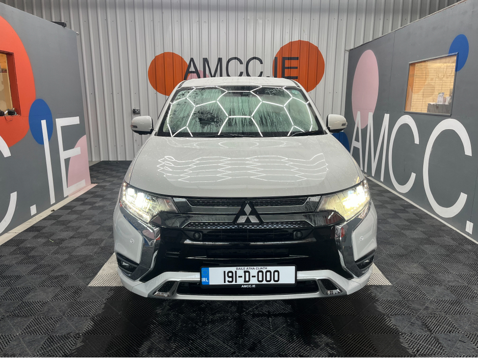 2019 Mitsubishi Outlander €21950! 2019 MITSUBISHI OUTLANDER PHEV 4WD G 2.4 AUTOMATIC / HEATED SEATS / HEATED STEERING WHEEL / CRUISE CONTROL / PADDLE SHIFTERS / €21,950