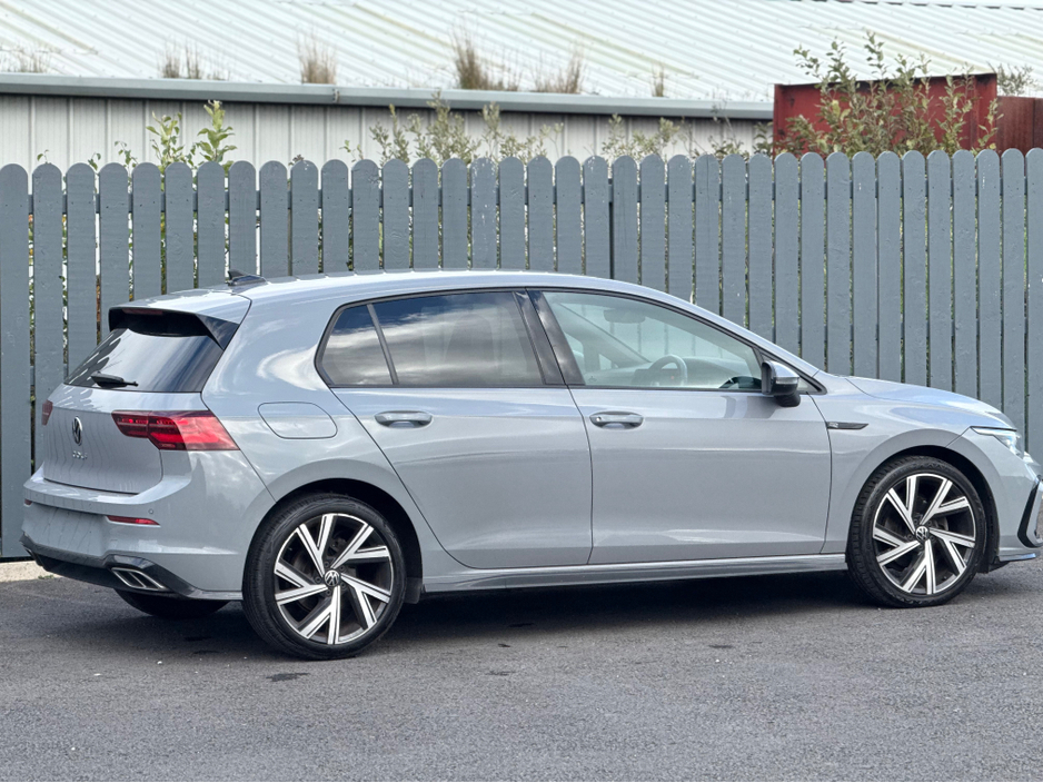 2022 Volkswagen Golf 2022 Volkswagen Golf R-LINE TSI €27,995