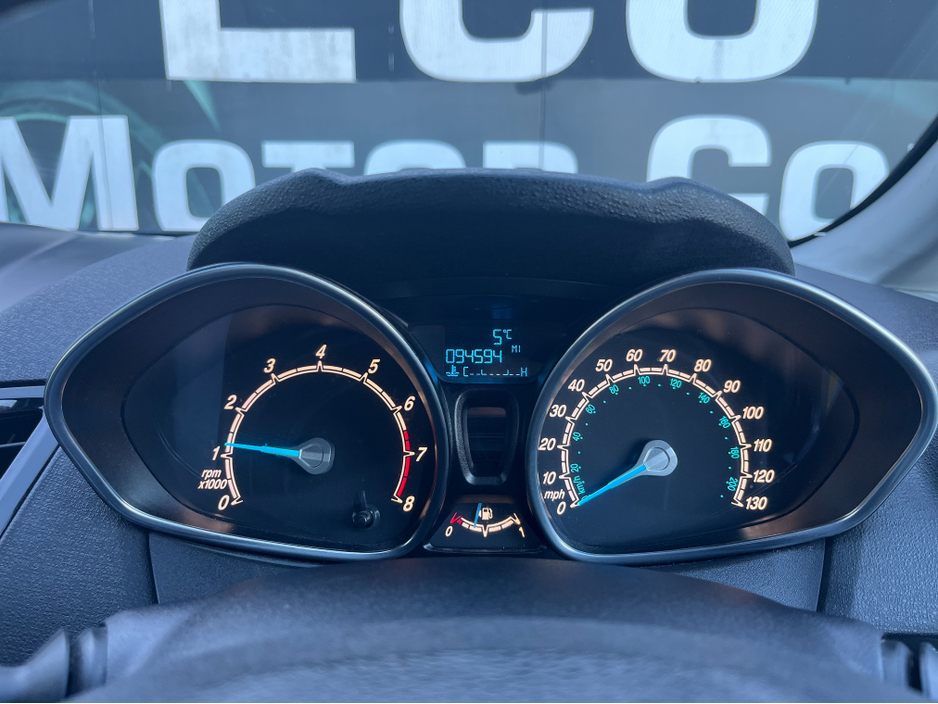 2013 Ford Fiesta ZETEC, 1.2, MANUAL, NEW NCT 01/2027, LOW INSURANCE, LOW TAX €7,995