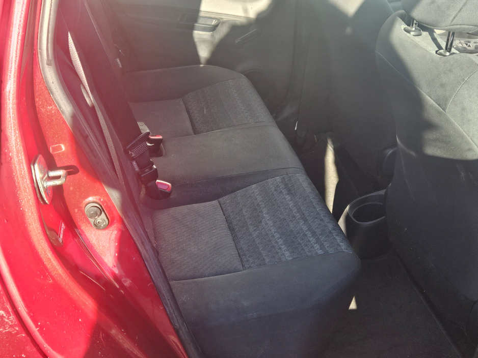 2017 Toyota Yaris 1.0 VVT-i 3Dr Luna €10,750