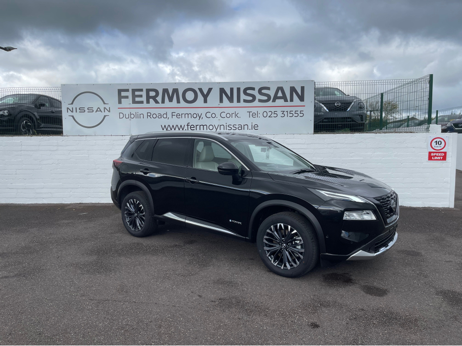 2026 Nissan X-Trail SVE Leather Automatic HYBRID €54,195