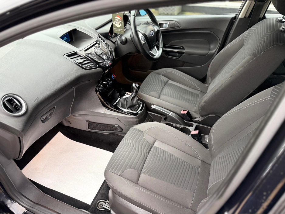 2016 Ford Fiesta ZETEC 1.5 TDCI - EXCELLENT MPGS - LOW MILES - LOW TAX (180 P/A) - NEW NCT TO 01/2028 ! €9,995