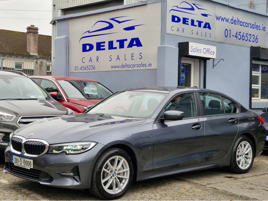 2020 BMW 3 Series 330E SE PRO 288BHP AUTOMATIC *PETROL PLUG IN HYBRID* NCT 10/27 FINANCE AVAILABLE @ €90 PER WEEK ON SCREEN BMW SERVICE HISTORY/ TOUCH SCREEN MEDIA/ REVERSE CAMERA/ iDRIVE/ BLUETOOTH/ HISTORY CHECKED €19,950
