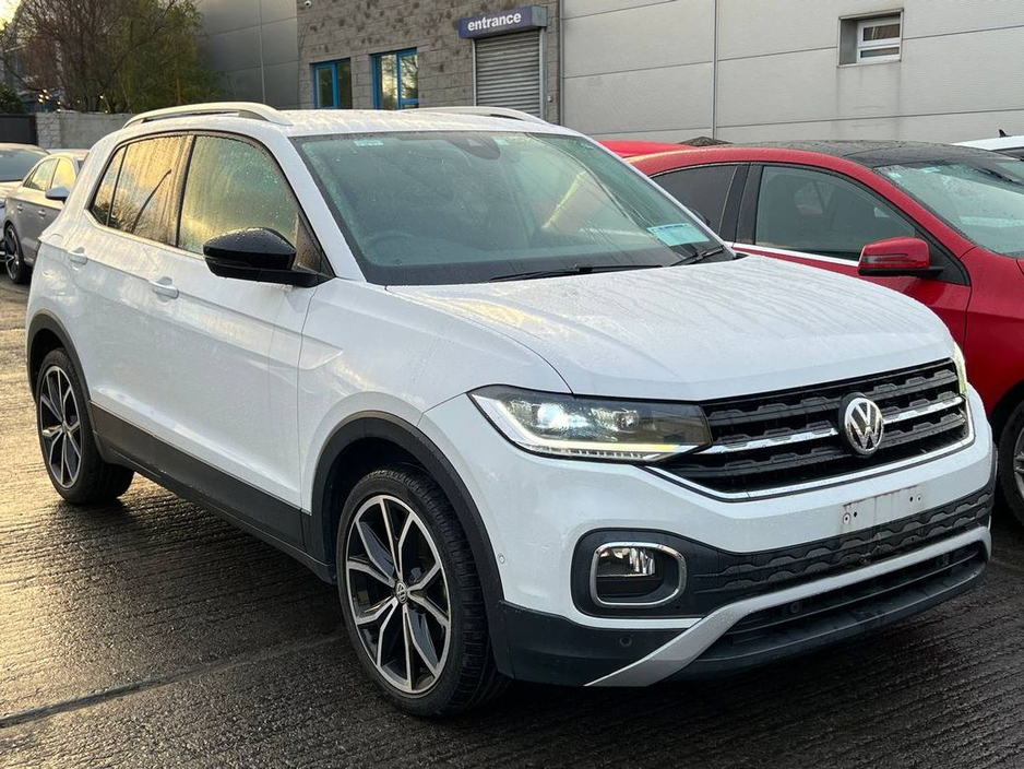 2020 Volkswagen T-Cross 1.0 TSI * HIGH SPEC * // '1ST EDITION PLUS' // SERVICE HISTORY // DIAMOND CUT ALLOYS // 360 PARKING SENSORS €21,750