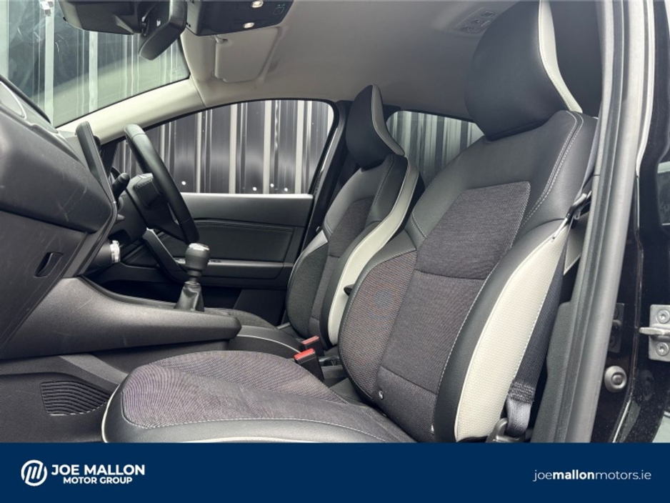 2023 Renault Captur TCe 90 Techno €24,950