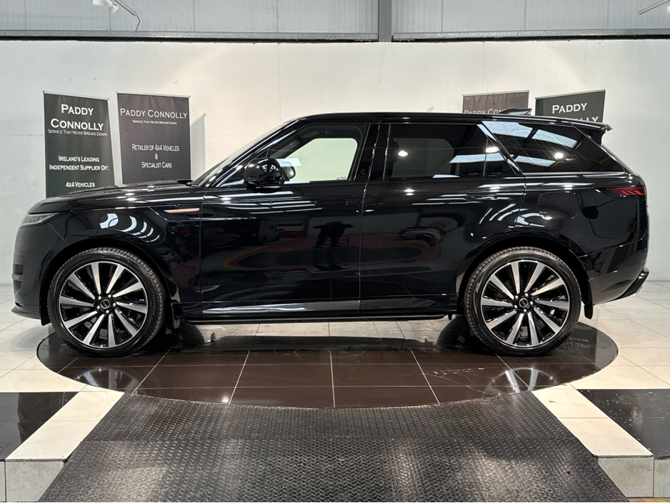 2023 Land Rover Range Rover Sport P440e Dynamic SE