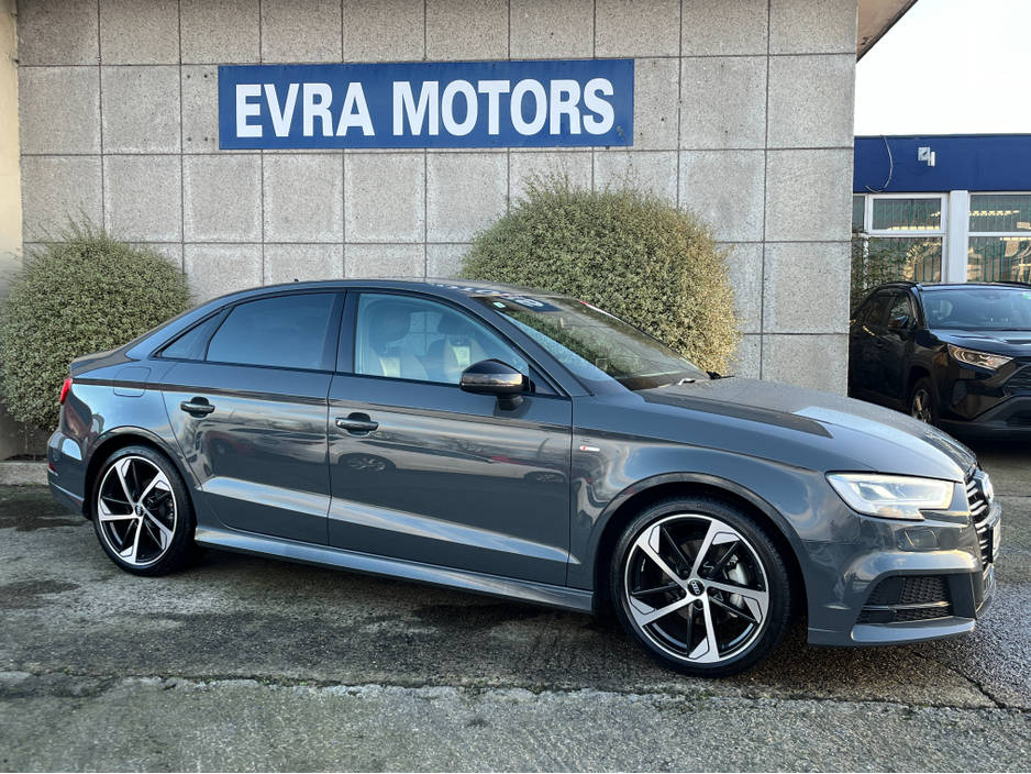 2019 Audi A3 S-LINE BLACK EDITION SALOON AUTOMATIC 1.4 PETROL //HIGH SPEC//LOW MILES//HALF LEATHER HEATED SEATS//KEYLESS ENTRY//ADAPTIVE CRUISE CONTROL//