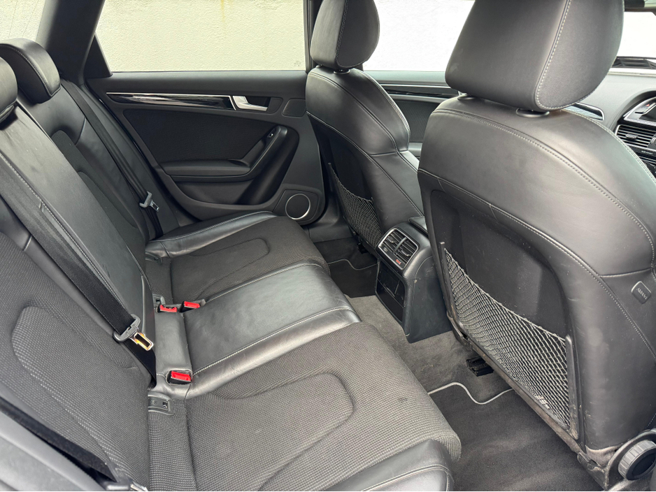 2013 Audi A4 2.0 TDI S LINE 177BHP BLACK EDITION ESTATE €10,395