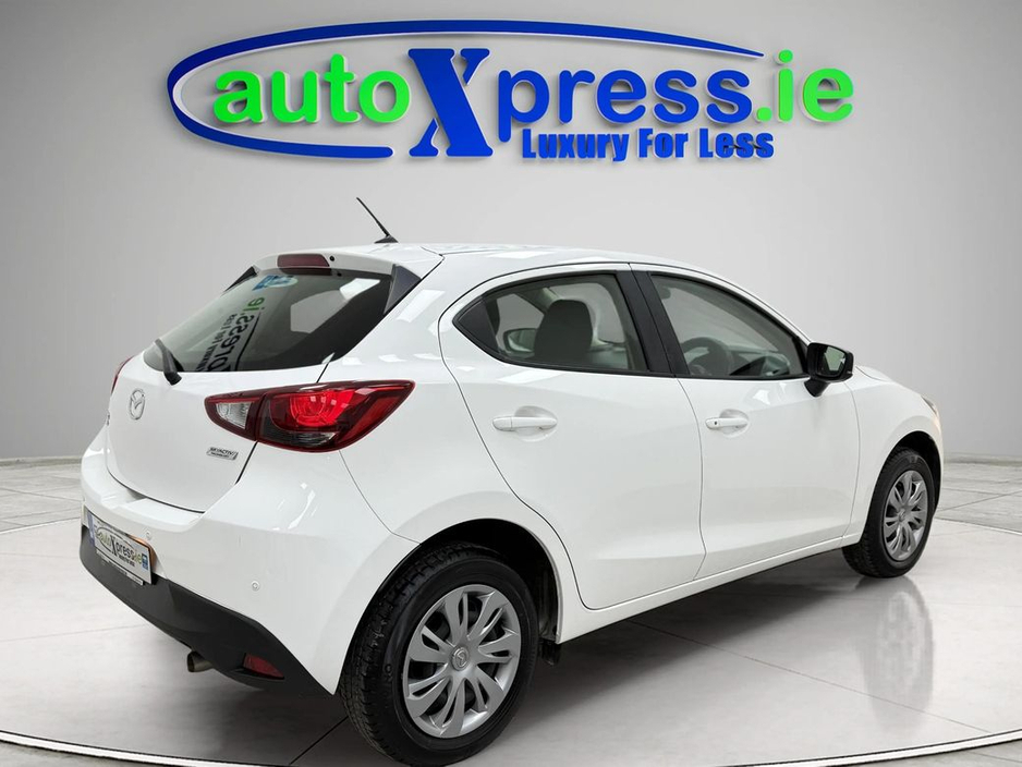 2019 Mazda Demio 1.5 Automatic, 4WD Reversing camera €13,995