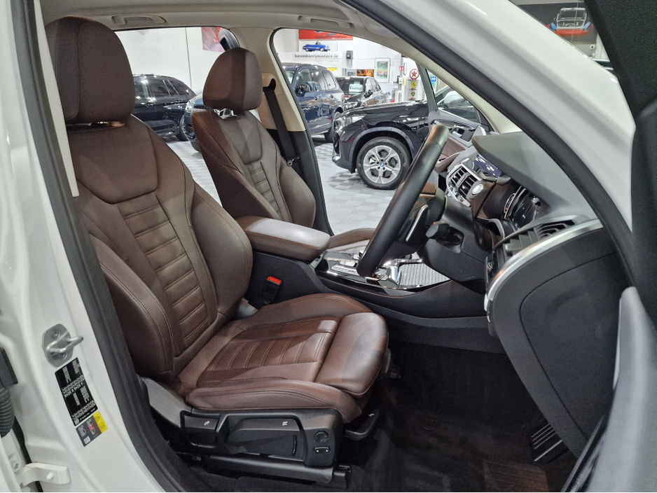 2021 BMW X3 30E X-DRIVE X-LINE AUTOMATIC **ONE OWNER / ACTIVE CRUISE CONTROL / APPLE CARPLAY / ELECTRIC TOWBAR / FULL MOCHA LEATHER / HEATED STEERING WHEEL / SAT NAV / REVERSE CAMERA / REAR TINTED GLASS** €38,450