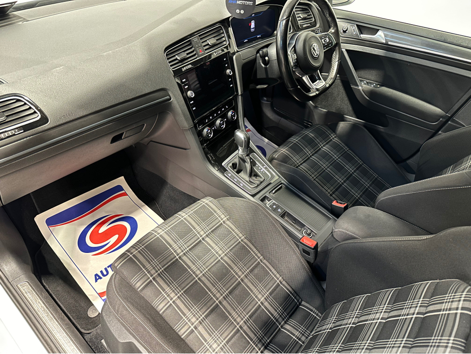 2017 Volkswagen Golf GTD 184PS 5DR AUTO €21,750