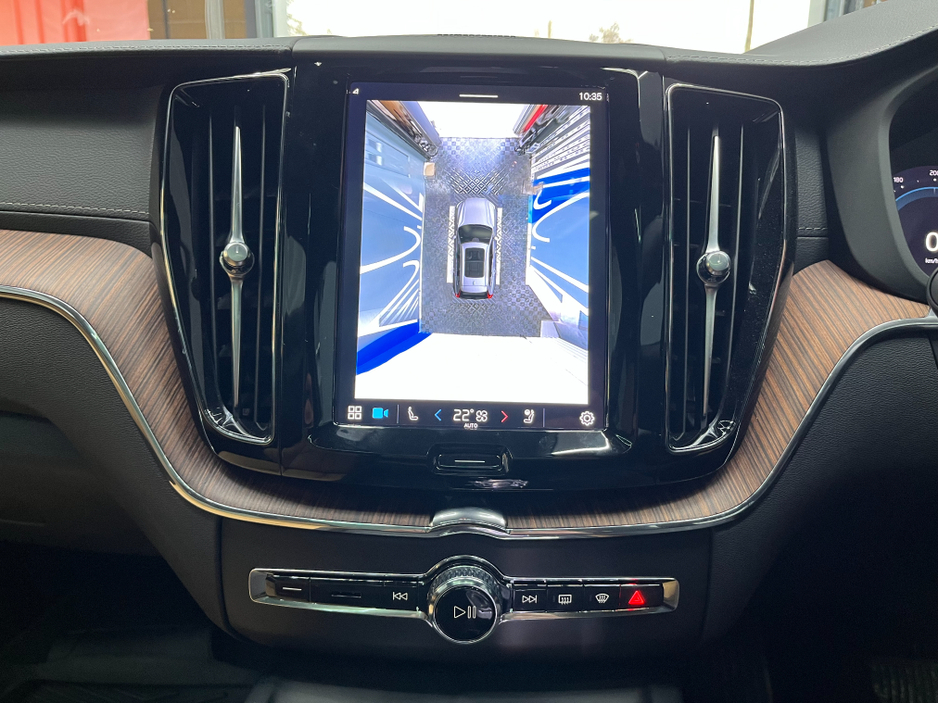 2024 Volvo XC60 €54950! 2024 VOLVO XC60 T6 RECHARGE ULTIMATE AWD  / CRUISE CONTROL / 360° PARKING CAMERA / ELECTRIC MEMORY & HEATED SEATS / REAR HEATED SEATS / PANORAMIC SUNROOF / HEATED STEERING WHEEL €54,950