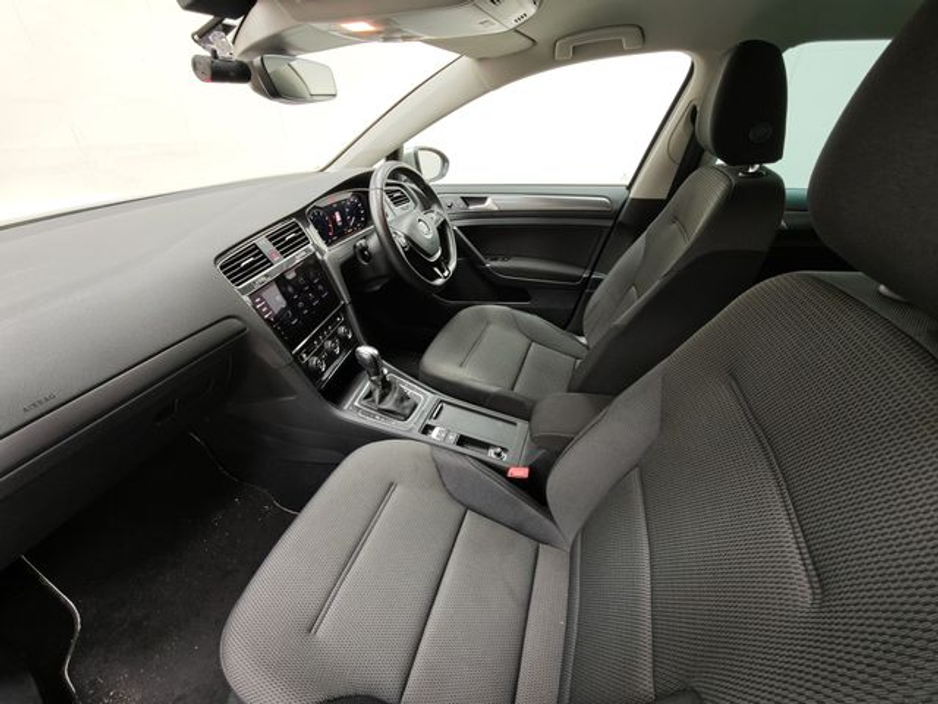 2018 Volkswagen Golf * Great Spec *1.2 TSI Automatic, Reversing camera €16,995