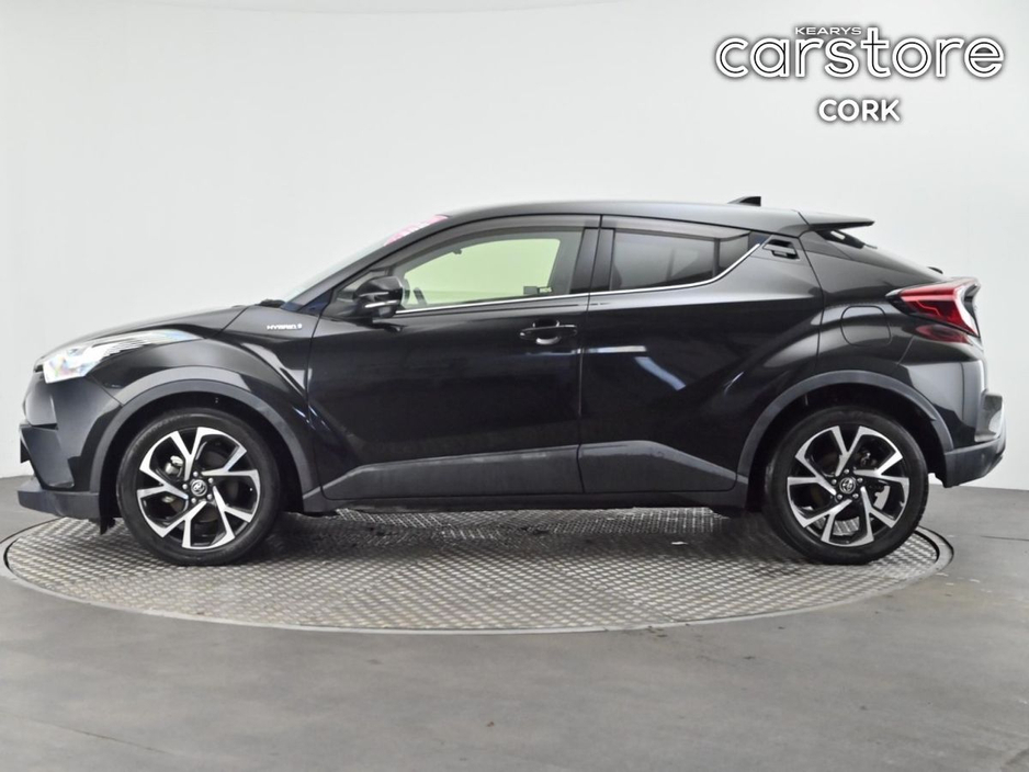 2018 Toyota C-HR C-HR HYBRID 1.8 AUTO €21,380