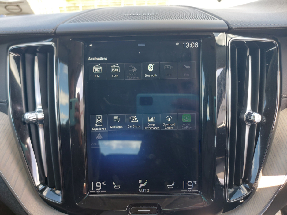 2020 Volvo XC60 D4 INSCRIPTION 5DR AUTO €39,950