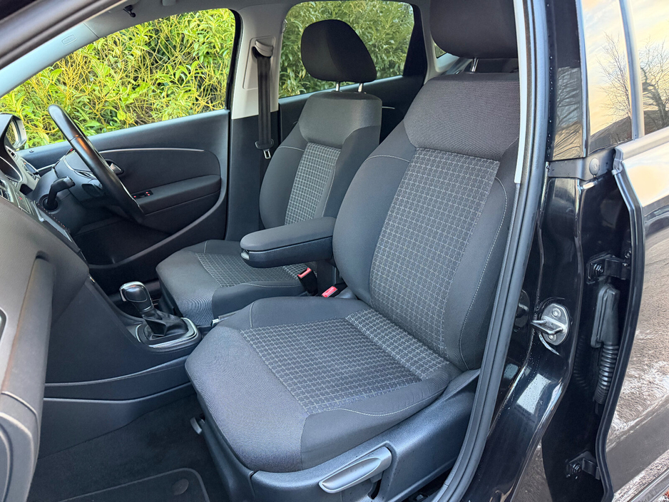 2014 Volkswagen Polo 1.2 TSI 3DR 90HP Comfortline + €9,750