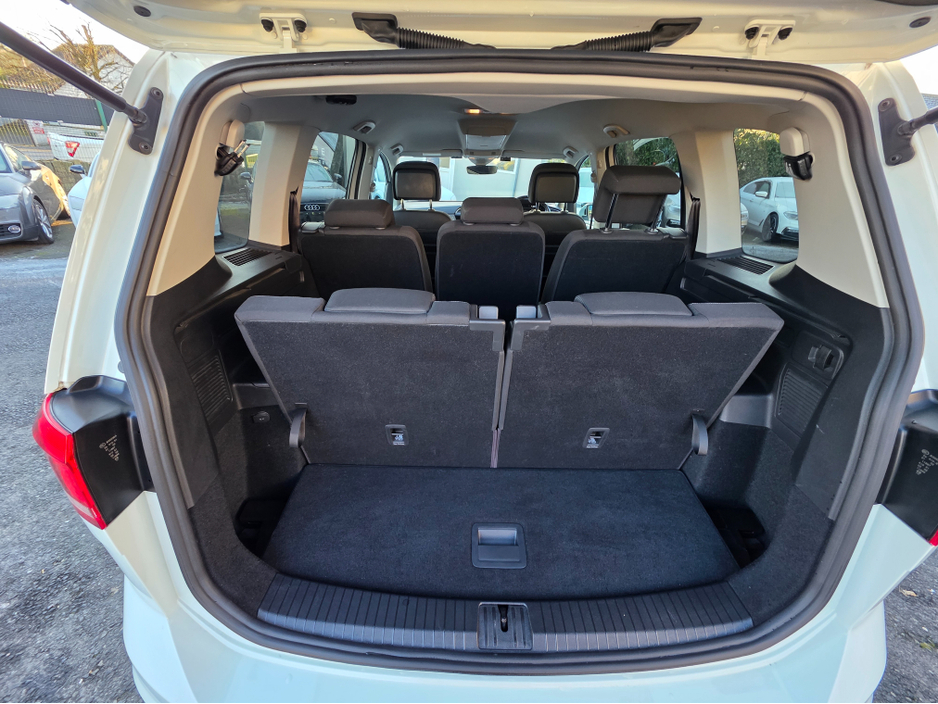 2018 Volkswagen Touran ( 182 )1.4 TSI AUTO 7 SEATER CARPLAY ANDROID AUTO LARGE TOUCH SCREEN - SPECIALISING IN IMPORTS OF GERMAN AUTOMATIC HI SPEC €17,950