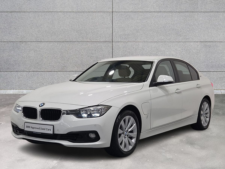 2017 BMW 3 Series 330e SE