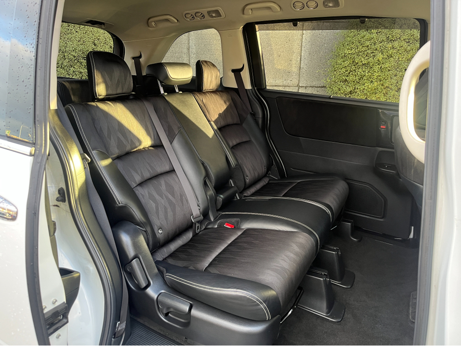 2019 Honda Odyssey 8 SEATER ABSOLUTE AUTOMATIC HYBRID 2.0 PETROL //KEYLESS ENTRY//REVERSE CAMERA//ADAPTIVE CRUISE CONTROL//ELECTRIC DRIVERS SEAT// €29,950