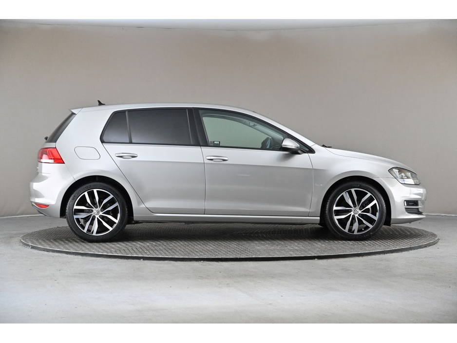 2016 Volkswagen Golf 1.4 TSI DSG HIGHLINE 103KW *UPGRADED 17" ALLOY WHEELS* €16,890