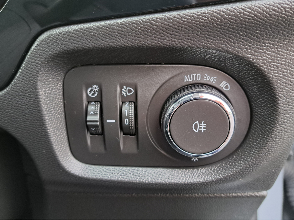 2025 Opel Corsa SC 1.2 75BHP **FACELIFT MODEL** €20,950