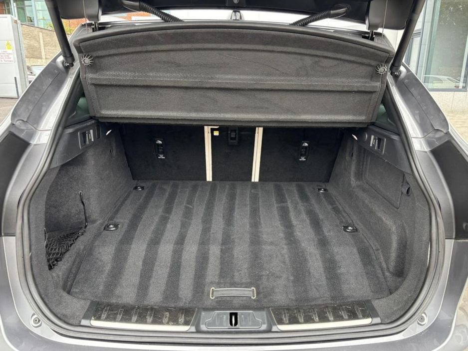 2022 Jaguar F-Pace 2.0 P400E, PHEV S, PAN ROOF, IVORY INTERIOR €41,990