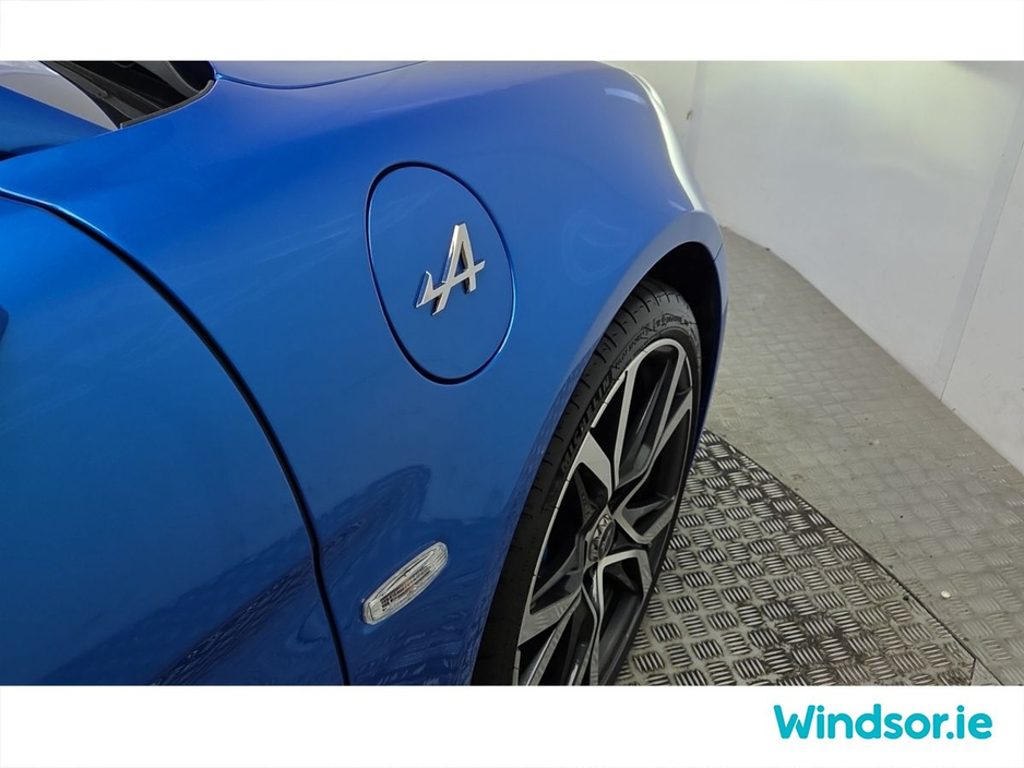 2025 Alpine A110 A110 2DR AUTO €84,995