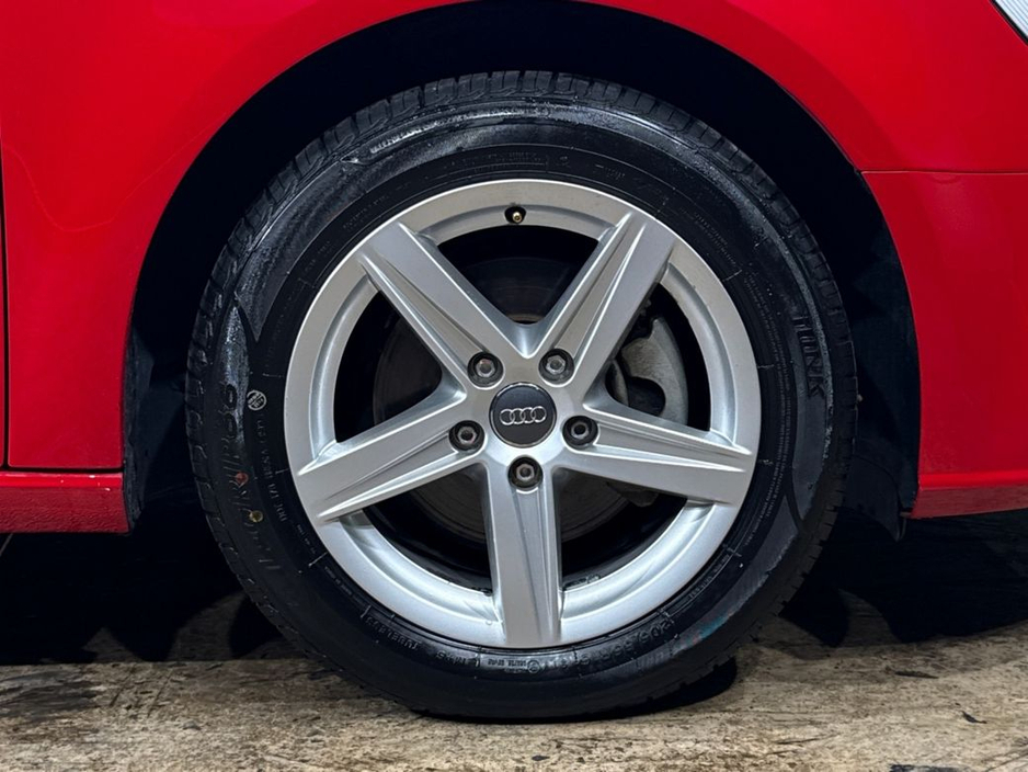 2017 Audi A3 1.4L TFSI AUTOMATIC - ALLOY WHEELS - MULTI FUNCTION STEERING WHEEL - CRUISE CONTROL - HEATING / AC CONTROLS - REVERSE CAMERA €17,950